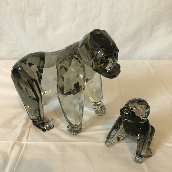 Swarovski Gorillas Endangered Wildlife series Parent & baby original box and COA - Picture 9 of 10